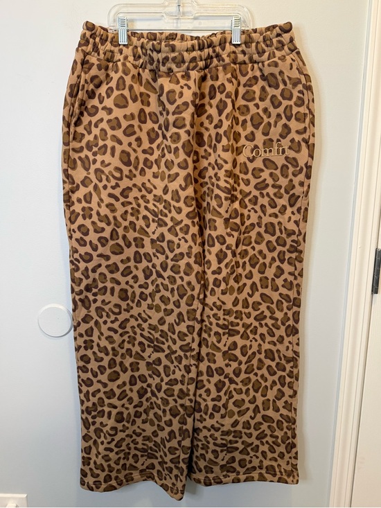 Comfrt Pants - Comfrt Signature Leopard Print Fleece Lounge Pants XL